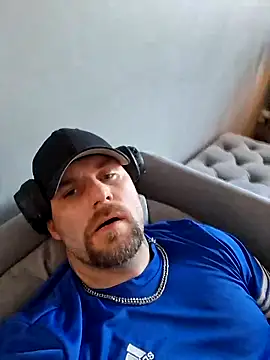 Snapshot of Bamse28 chatting on 4, 4, 2026 Bamse28 online show from 4, 4, 2026