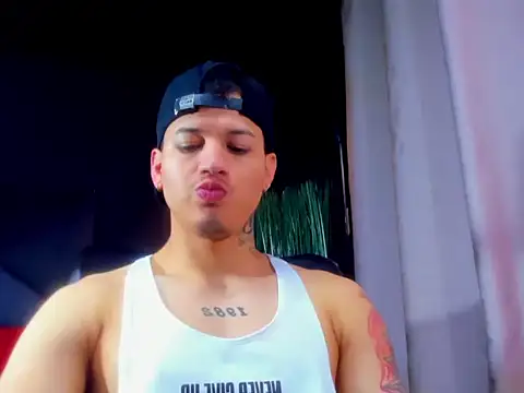 Snapshot of rocoo_santos chatting on 25, 6, 2026 rocoo santos online show from 25, 6, 2026