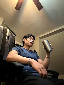 Snapshot of Jbear7127 chatting on 12, 10, 2025 Jbear7127 online show from 12, 10, 2025