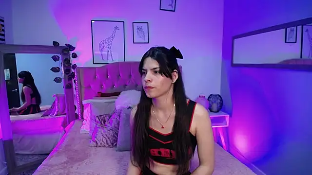 Astrid Velle online show from 8, 10, 2025