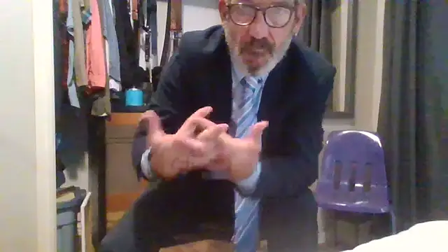 FoxnMouse online show from 10, 9, 2025