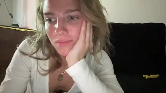 Snapshot of sweetceeme chatting on 30, 6, 2026 sweetceeme online show from 30, 6, 2026