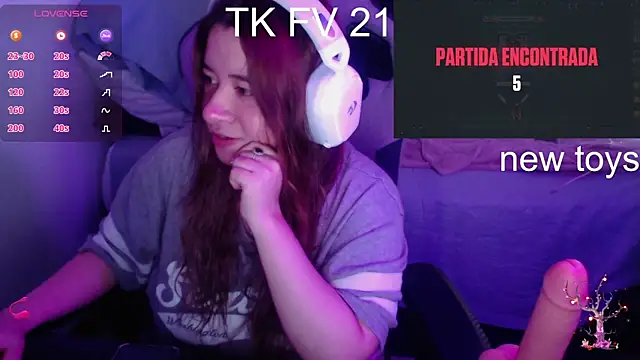 Snapshot of Pink_girl0n chatting on 5, 1, 2026 Pink girl0n online show from 5, 1, 2026