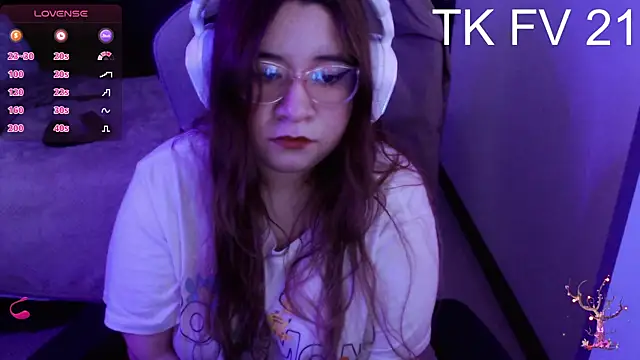 Snapshot of Pink_girl0n chatting on 13, 1, 2026 Pink girl0n online show from 13, 1, 2026