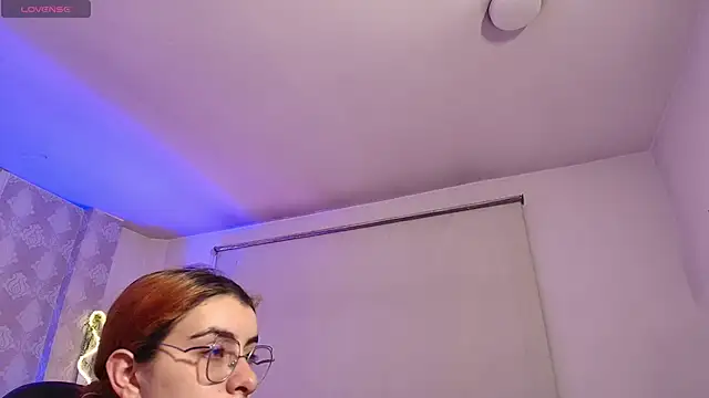 Naomy tay1 online show from 23, 12, 2025