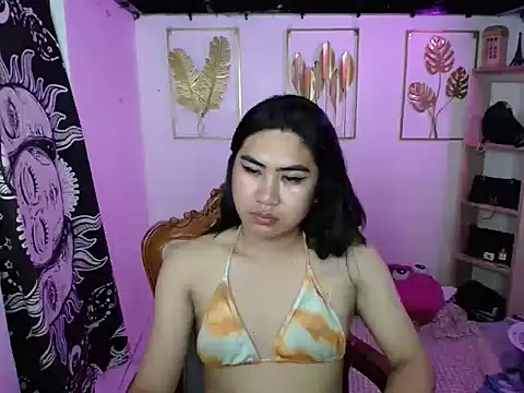 Snapshot of MADONA_HILTON chatting on 18, 6, 2026 MADONA HILTON online show from 18, 6, 2026