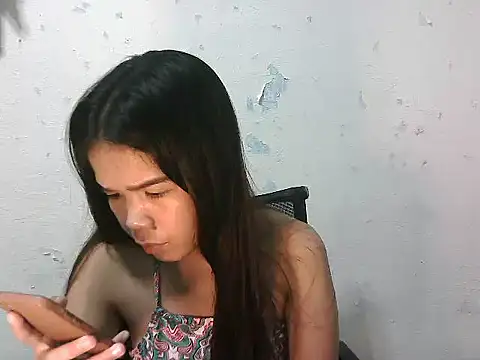 flawless yue online show from 18, 4, 2026