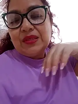 Snapshot of ladytropical1 chatting on 20, 9, 2025 ladytropical1 online show from 20, 9, 2025