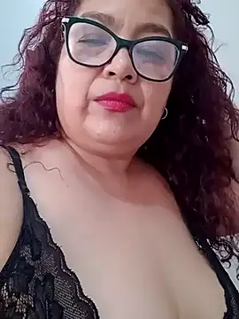 Snapshot of ladytropical1 chatting on 29, 10, 2025 ladytropical1 online show from 29, 10, 2025