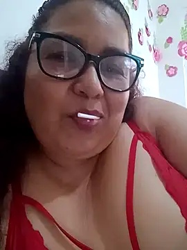 Snapshot of ladytropical1 chatting on 1, 11, 2025 ladytropical1 online show from 1, 11, 2025