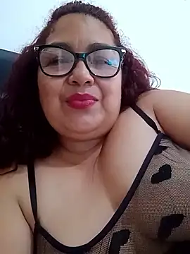 Snapshot of ladytropical1 chatting on 10, 1, 2026 ladytropical1 online show from 10, 1, 2026