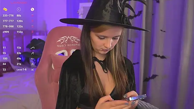 LilLisa online show from 24, 10, 2025