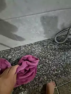 starvingo2002 online show from 26, 11, 2025