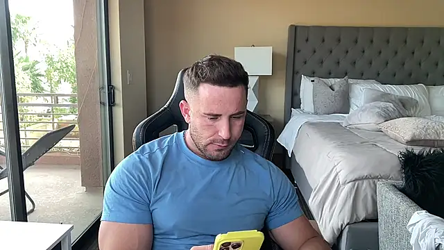 brettmycles28 online show from 27, 9, 2025