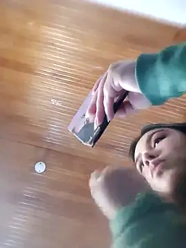 LucyPetit online show from 22, 9, 2025