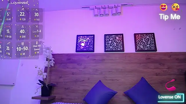 AlexandraCambell online show from 8, 9, 2025