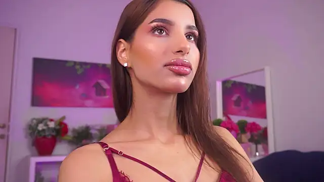 ZariaVera online show from 5, 10, 2025
