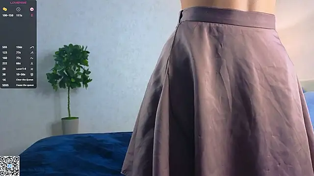 Snapshot of FloraNesli chatting on 8, 2, 2026 FloraNesli online show from 8, 2, 2026