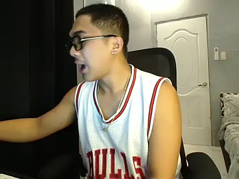 pinoyAdrianneXXX online show from 13, 10, 2025