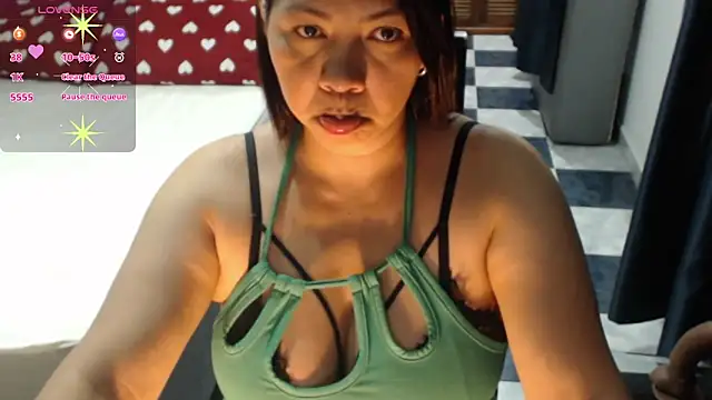 hiilarybrown online show from 13, 2, 2026