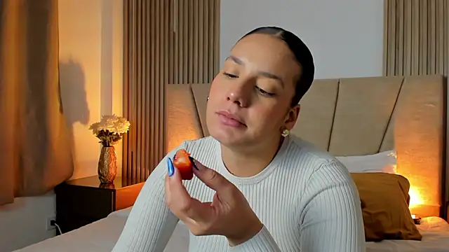 Rachell Jamess online show from 14, 10, 2025