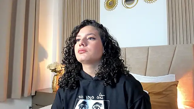 Rachell Jamess online show from 24, 11, 2025