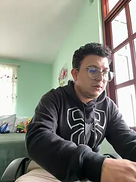 Snapshot of JaviSala chatting on 3, 7, 2026 JaviSala online show from 3, 7, 2026