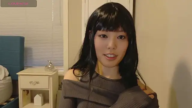 Snapshot of Nana_with chatting on 15, 10, 2025 Nana with online show from 15, 10, 2025