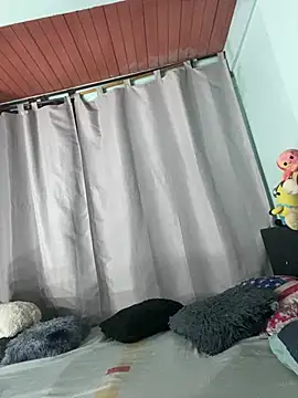 EVAH LEE  online show from 5, 3, 2026