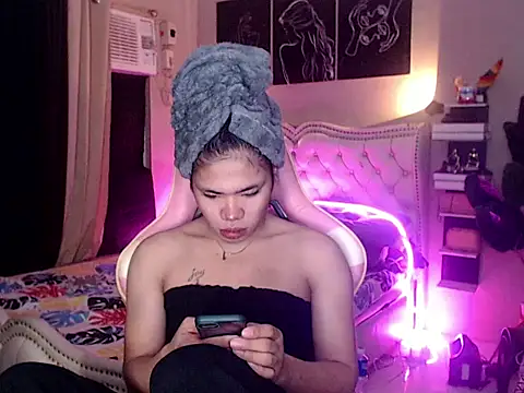 Ionic Aika online show from 21, 11, 2025