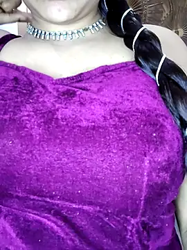 annanya01 online show from 4, 10, 2025