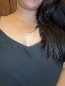 Snapshot of annanya01 chatting on 11, 5, 2026 annanya01 online show from 11, 5, 2026