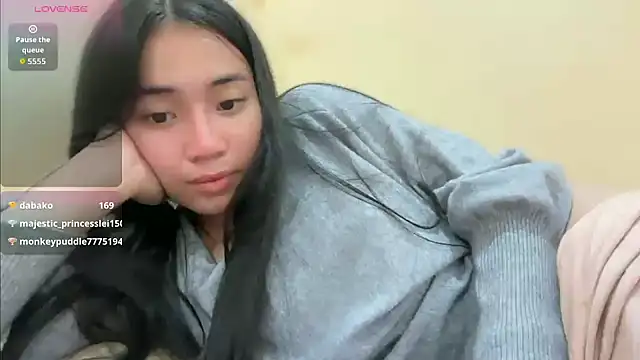 Sweetcummer laura online show from 19, 4, 2026