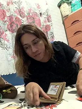 pretty TRANSjona online show from 16, 1, 2026