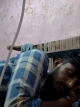Snapshot of krishjaat43 chatting on 11, 9, 2025 krishjaat43 online show from 11, 9, 2025