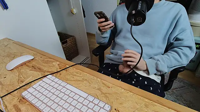 BenReich online show from 10, 11, 2025