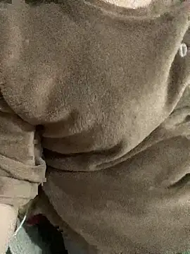 Nhung584 online show from 18, 1, 2026