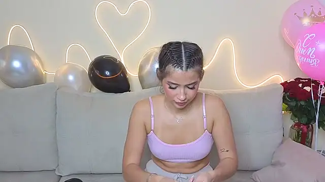 KathrynBrooks online show from 28, 10, 2025