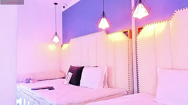 ReinaMiah online show from 16, 11, 2025