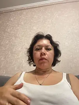Snapshot of Kiravix chatting on 22, 9, 2025 Kiravix online show from 22, 9, 2025
