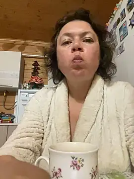 Snapshot of Kiravix chatting on 4, 10, 2025 Kiravix online show from 4, 10, 2025