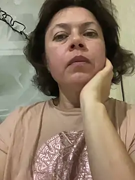 Snapshot of Kiravix chatting on 7, 10, 2025 Kiravix online show from 7, 10, 2025