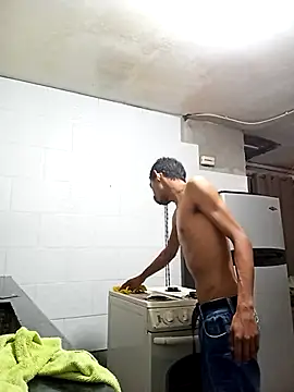 Snapshot of Bruno_Hallss chatting on 2, 12, 2025 Bruno Hallss online show from 2, 12, 2025