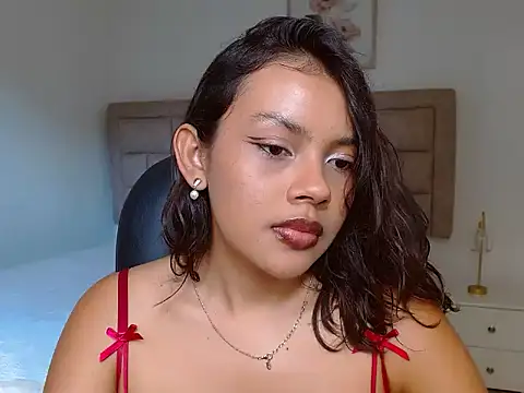 Mariannexoxx online show from 7, 11, 2025