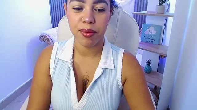 Snapshot of candyhot_tk chatting on 25, 2, 2026 candyhot tk online show from 25, 2, 2026