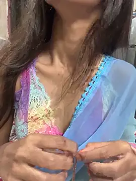 Snapshot of Desire_Zoya chatting on 8, 10, 2025 Desire Zoya online show from 8, 10, 2025