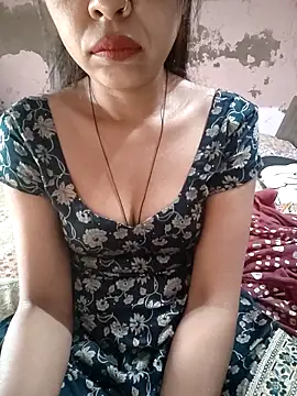 Snapshot of Paakhi-Singh chatting on 17, 12, 2025 Paakhi-Singh online show from 17, 12, 2025