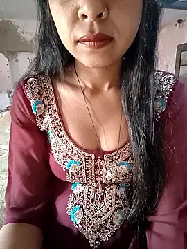 Snapshot of Paakhi-Singh chatting on 23, 12, 2025 Paakhi-Singh online show from 23, 12, 2025