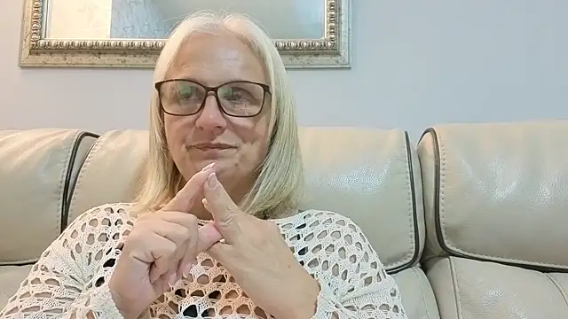 Velvet-Secrets online show from 20, 9, 2025