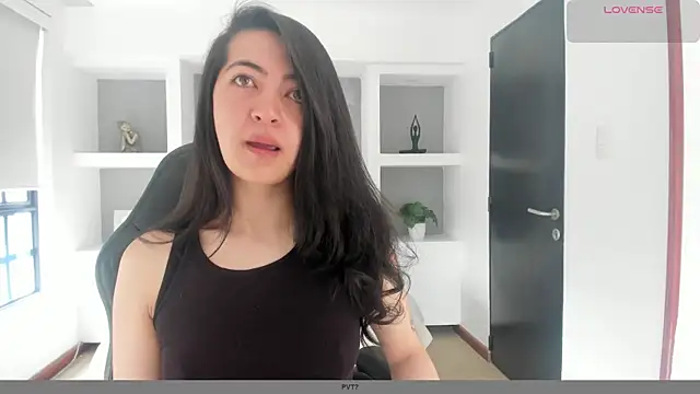 Saya Amaretto1 online show from 30, 11, 2025